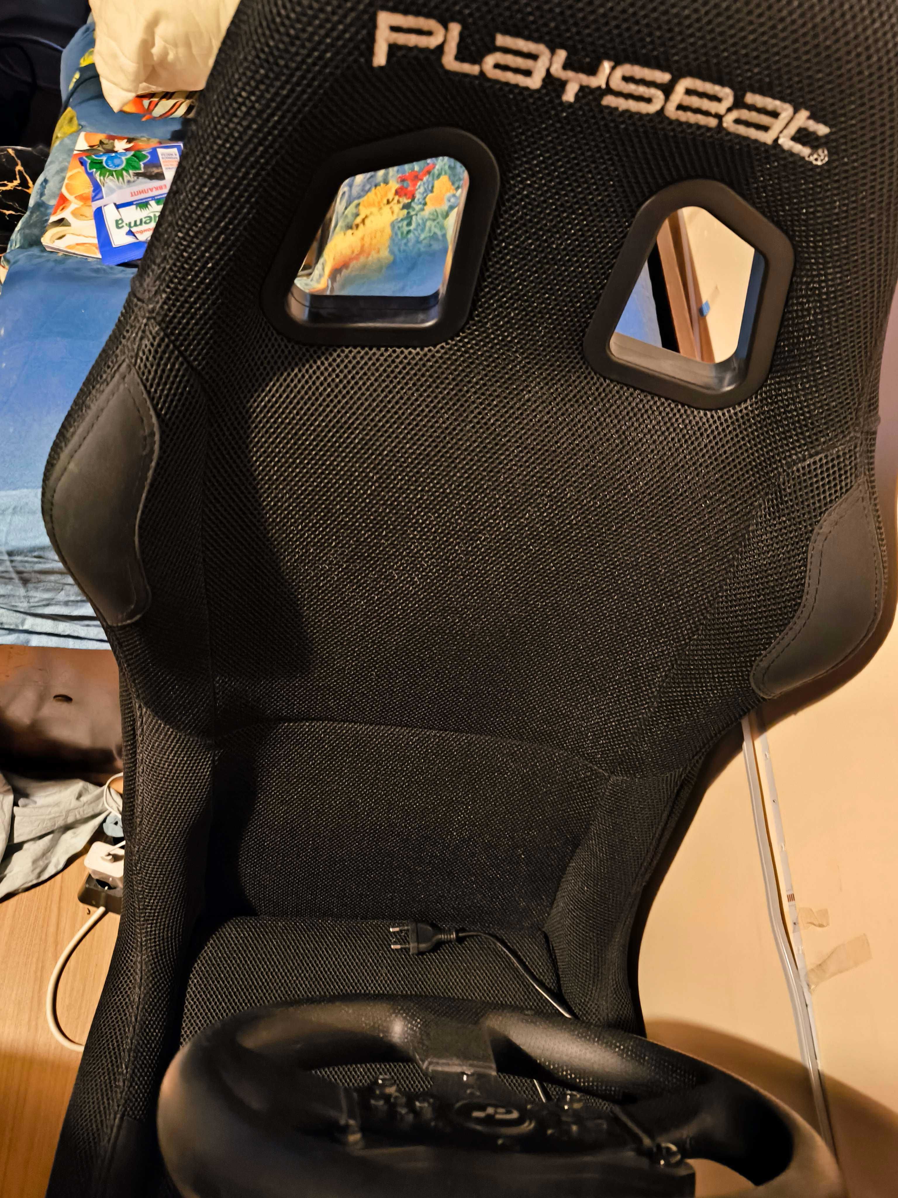 Playseat седалка с комплект Thrustmaster T300RS GT