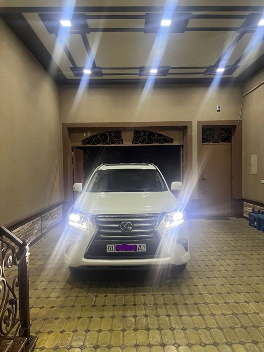 Lexus GX 460 oq ranga jigaren salon