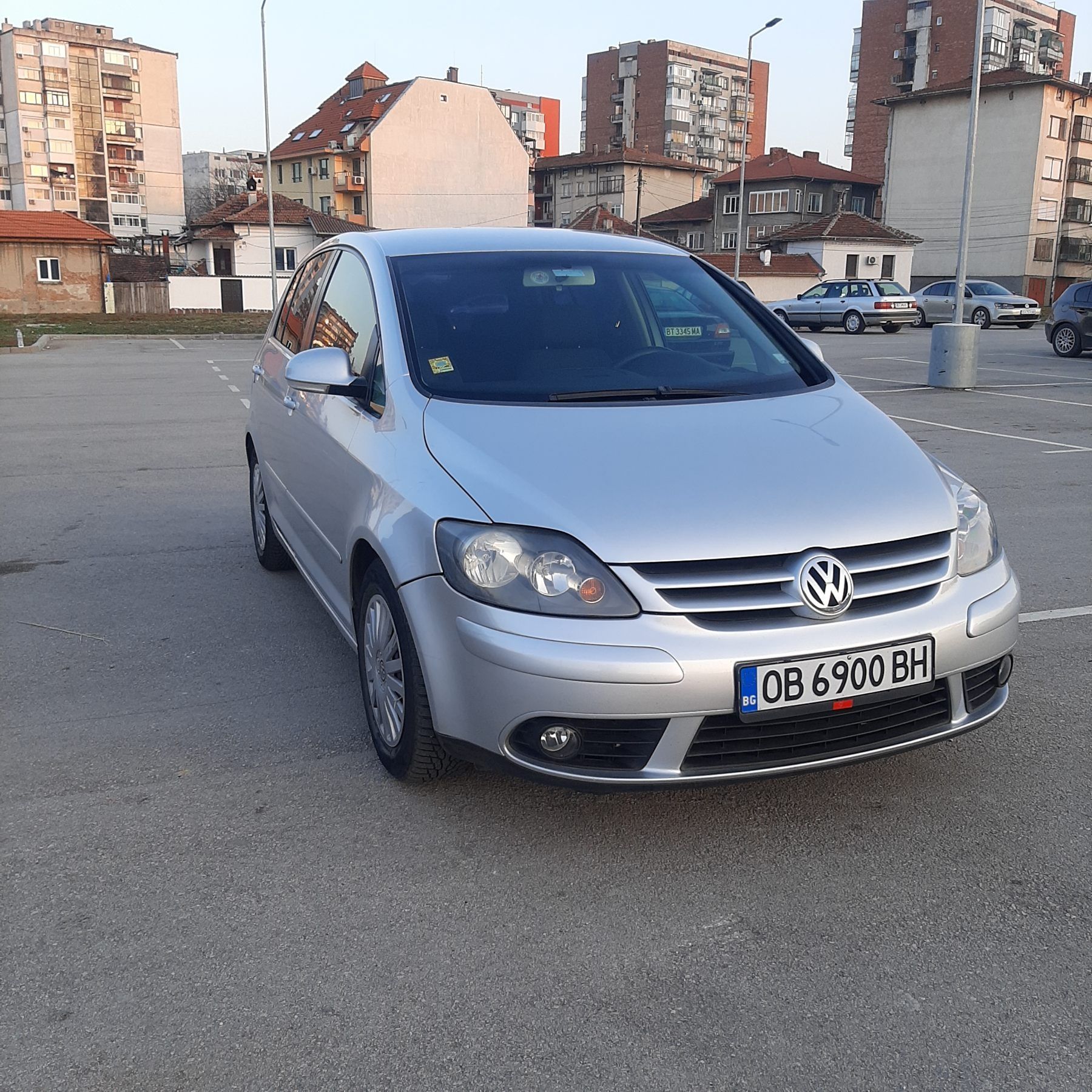 VW Golf Plus+ 1.6 (Фолксваген плюс)