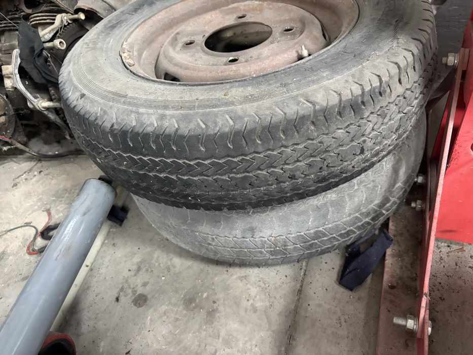 Гуми с джанти 155/70R13-1бр,155/80R13-4бр.