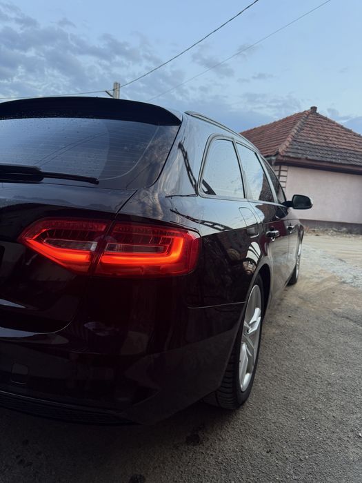 AUDI A4 B8.5 2014