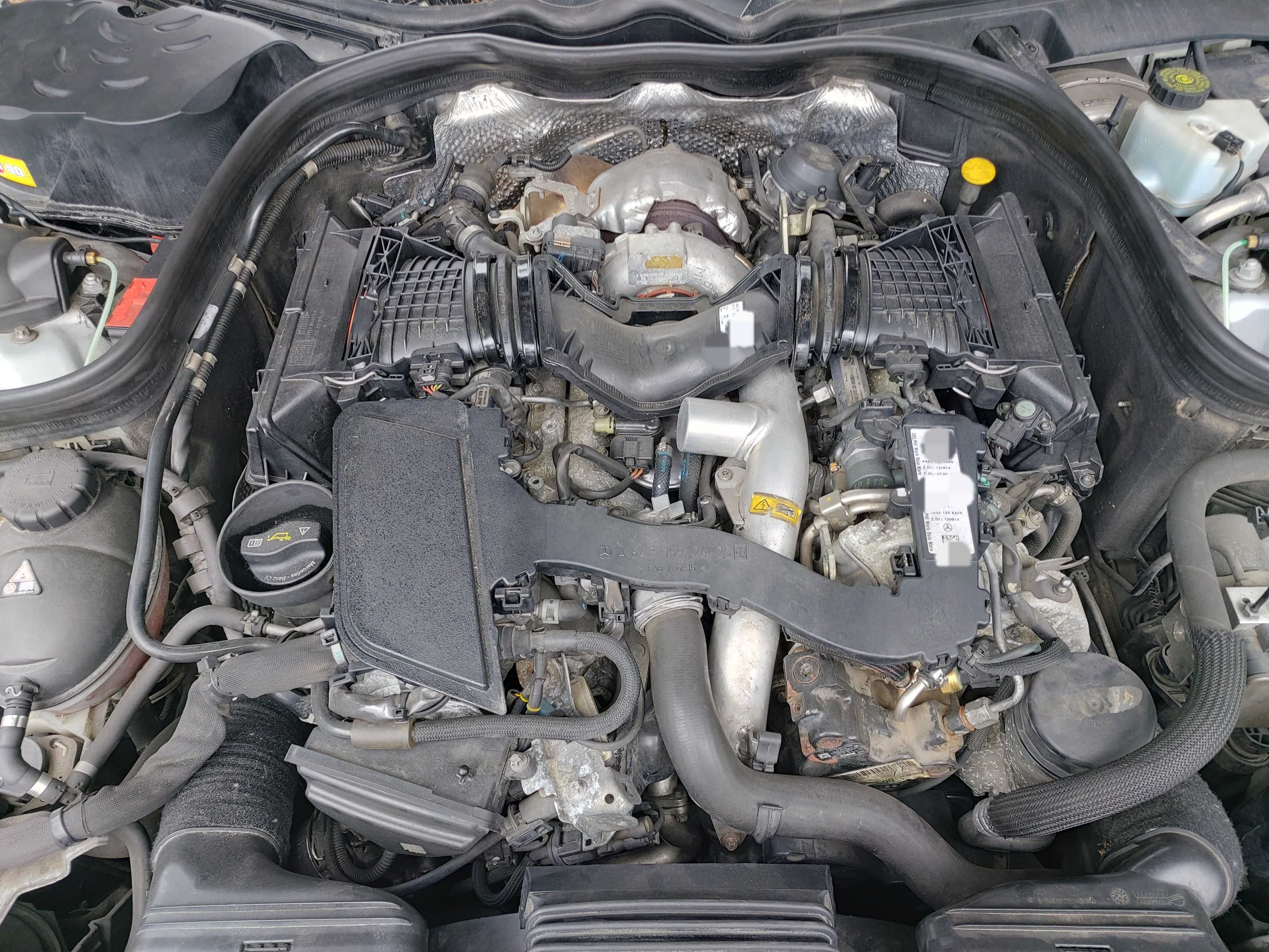 На Части Мерседес W212 фейс E350 4-matic OM642 ab blue Mercedes