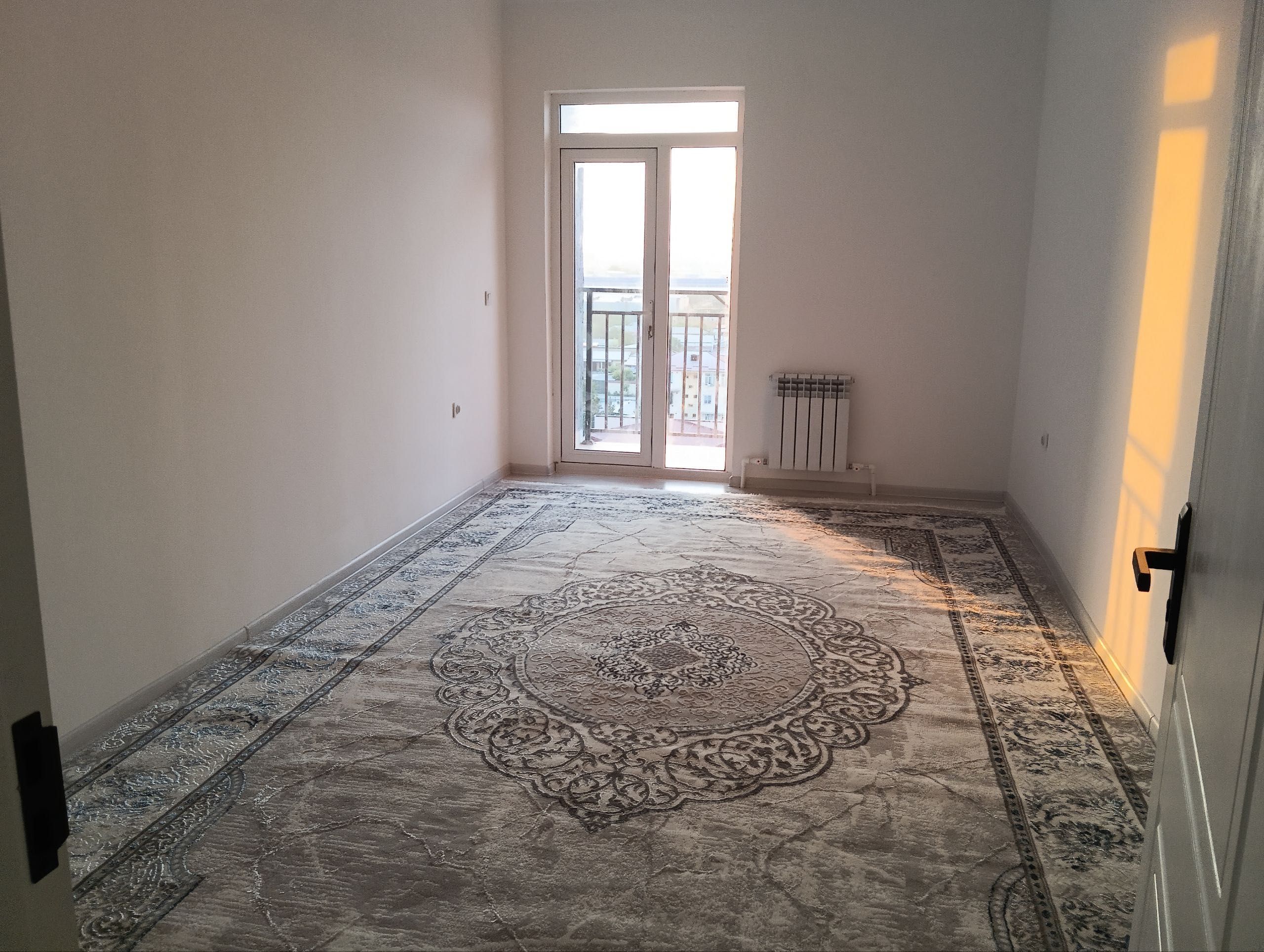 Ijaraga uy bor, narxi kelishiladi. Maklersiz!!!