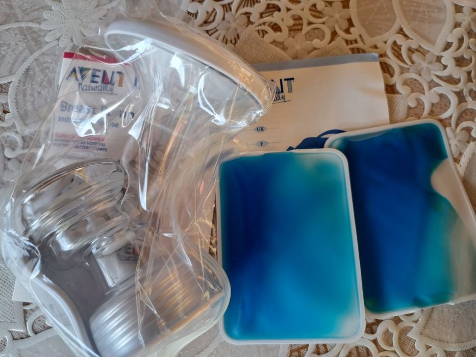 Set călătorie pompa san manuala și accesorii Avent