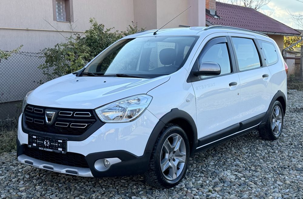 Lodgy Stepway 2020 1.5 d 7 locuri