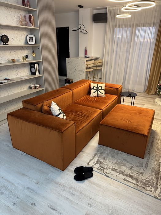 Vand canapea modulara stofa si taburet