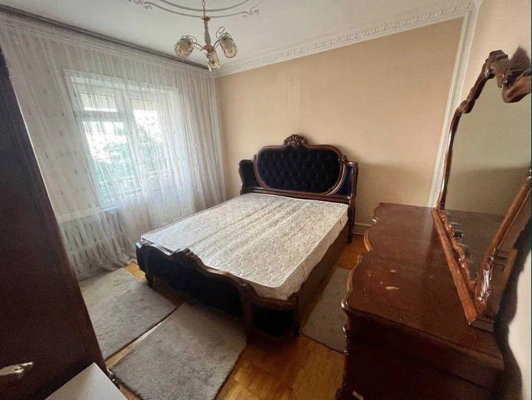 Срочно  Продаётся  Нукуская 77 серия 2/2/4 с мебелью техникой