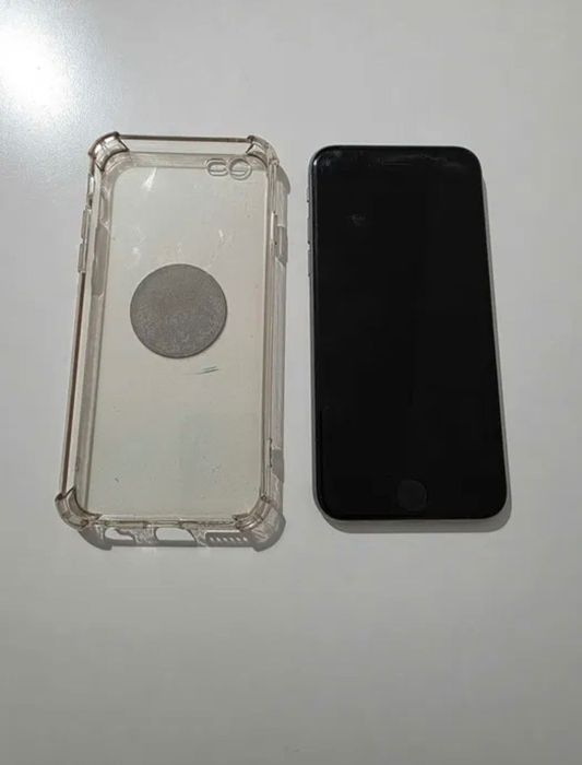 Vând IPhone 6 S impecabil