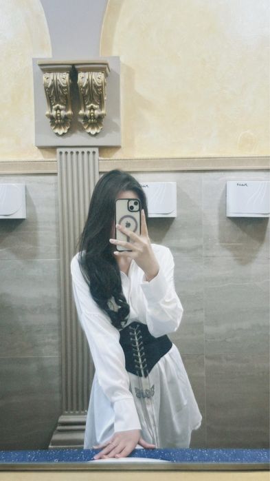 Продам белое платье-рубашку