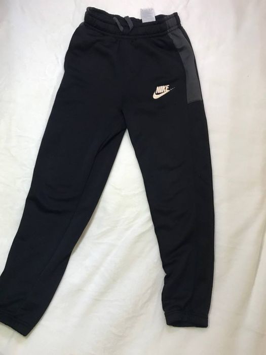 Nike панталони nike
