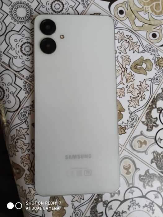 Продаю Самсунг А06