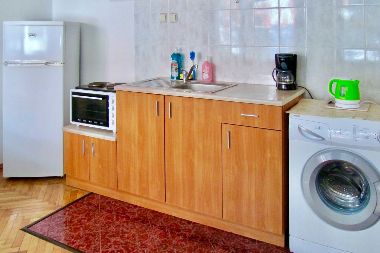 Дава се под наем Двустаен апартамент в Варна, Център - 56 кв.м за 450 € - Снимка #5