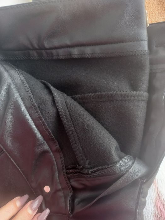 Н О в ы е  ш т а н ы ж е н с к и е.