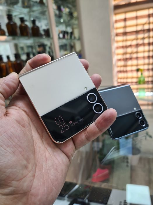 Samsung Z Flip4 8/256 Snapdragon