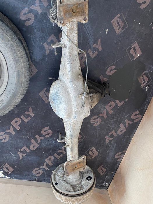 Продаю задний редуктор и чулок в сборе Газель