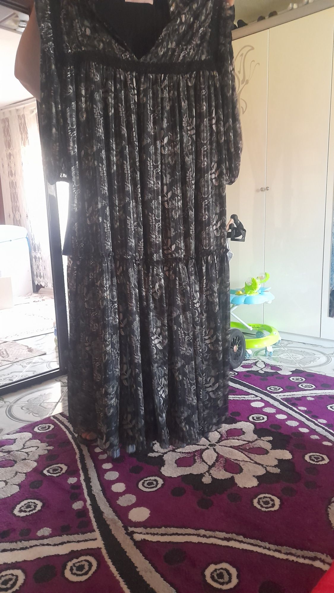 Rochie verde închis de doamne