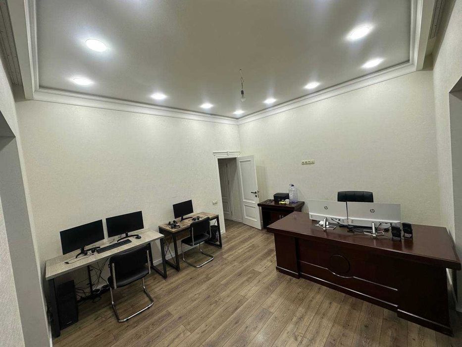 Office Arendaga beriladi Logistika uchun zor joy