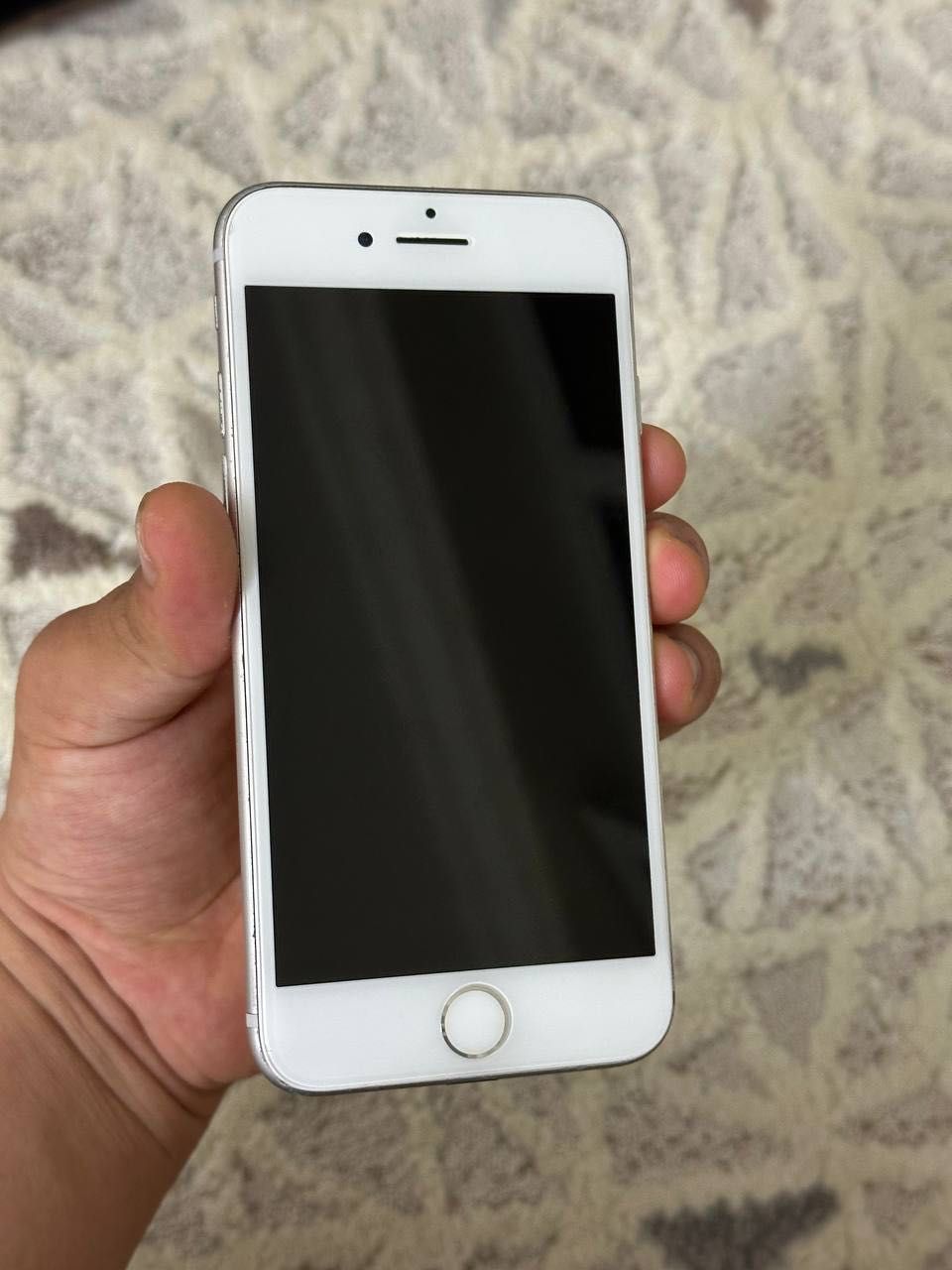 Iphone 8 Kh/A 64 GB