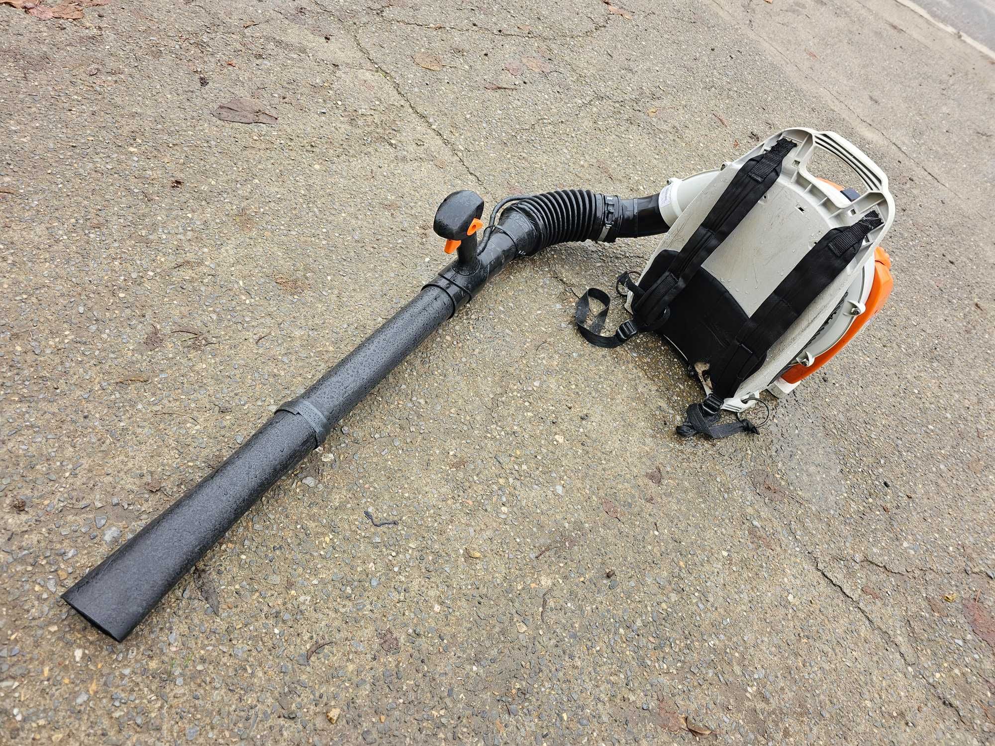 Моторна Метла STIHL  BR 350. ДУХАЛКА .Перфектна.