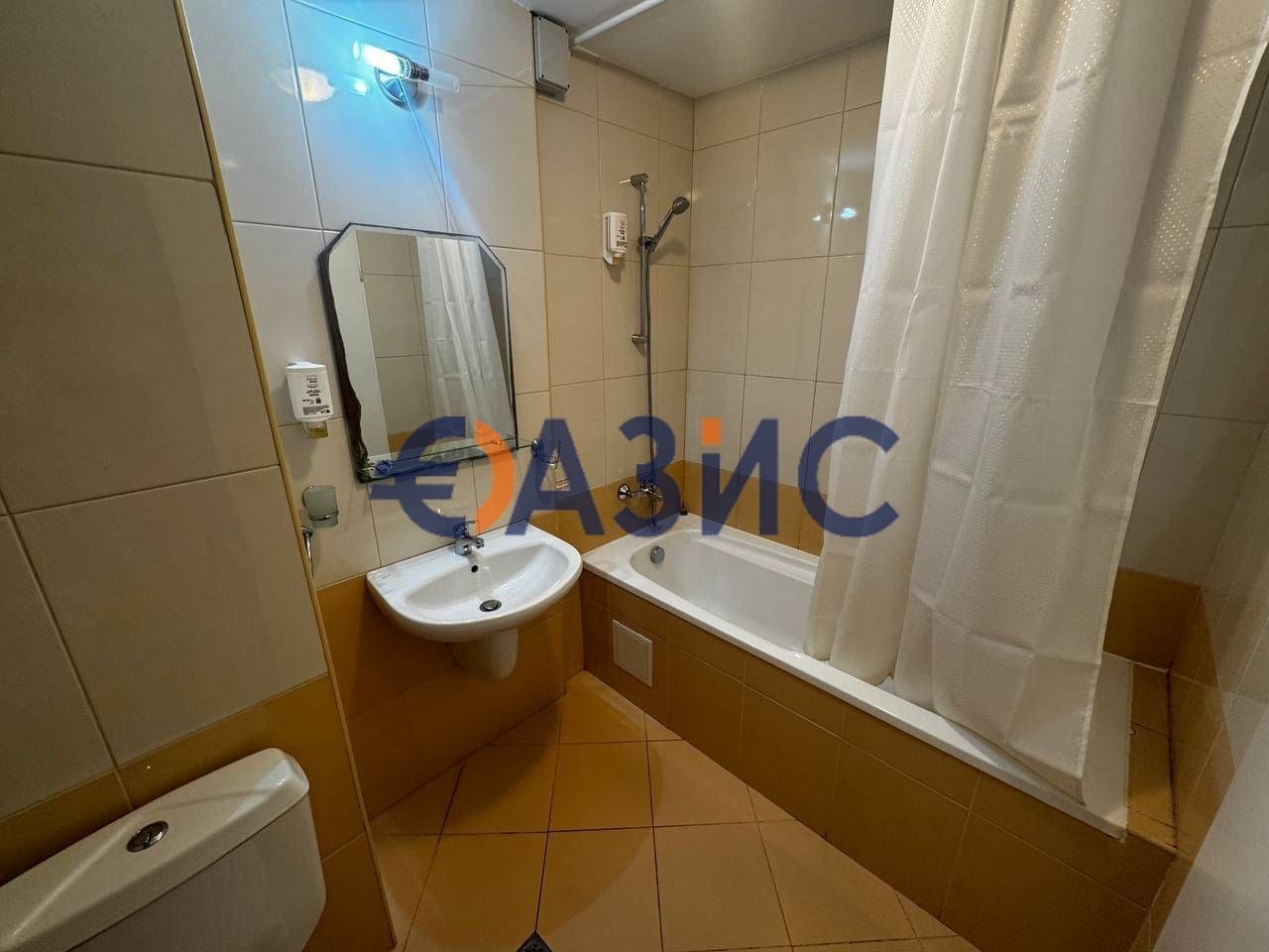 Апартамент с 2 спални и изглед към морето в" Марина Кейп", Ахелой,
