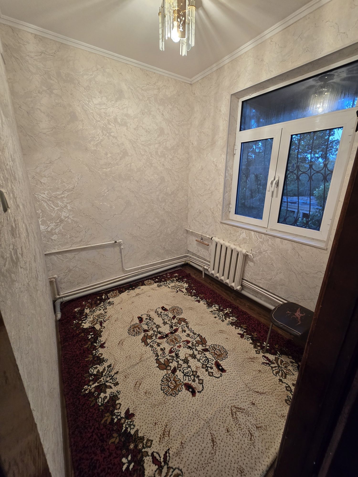 Квартира сдаётся для Молодожёнам без детей 250уе Чиланзар-12 1-2/4/4