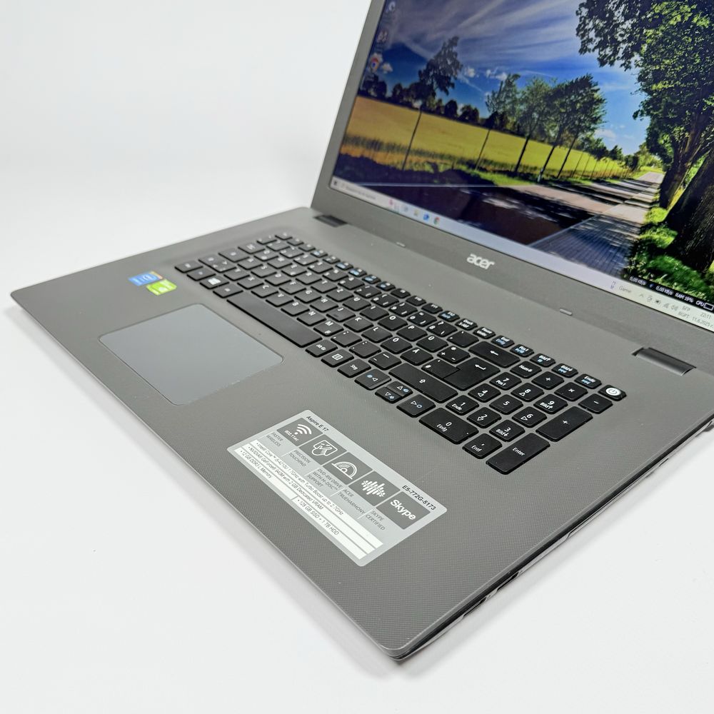Acer Aspire E5-772G/17,3” HD+/NVIDIA GT 940M/12GB RAM/128GB SSD+1TB