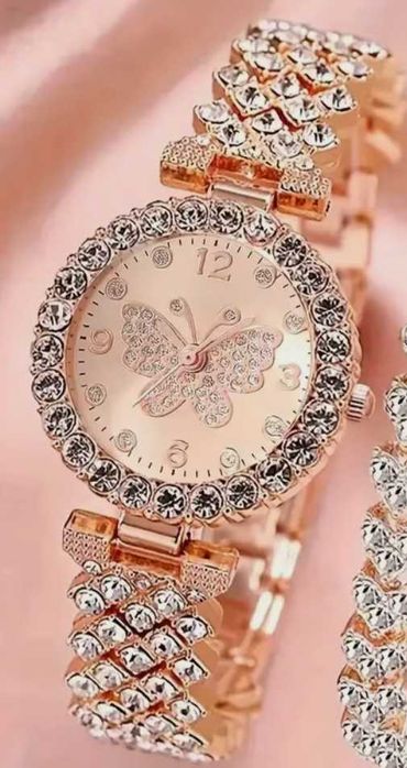 Часы женские наручные новые