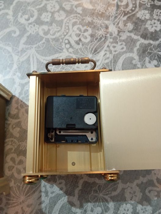 Ceas birou sau șemineu