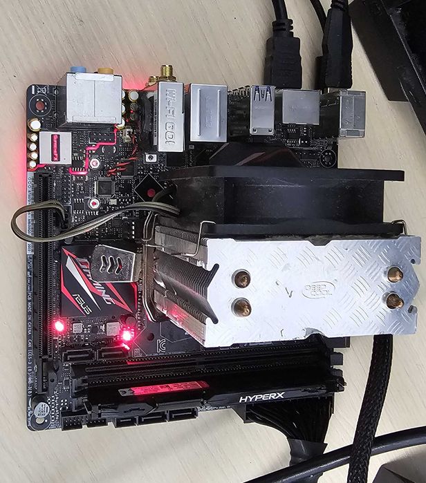 Placa de baza ASUS Z170I PRO GAMING mitx soket 1151 -wi-fi