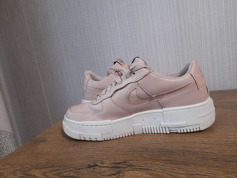 Nike Air force 1 кецове 39 номер.