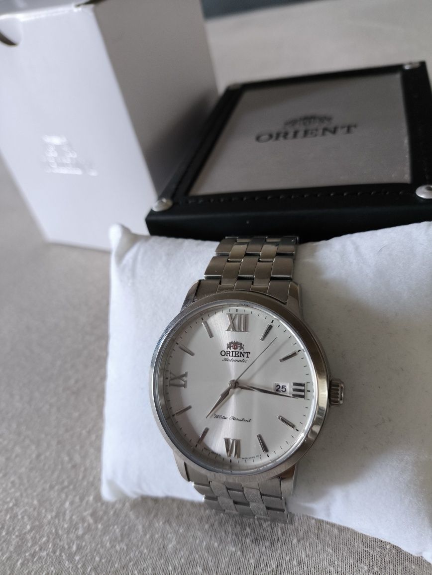 Orient Contemporary RA-AC0F10S