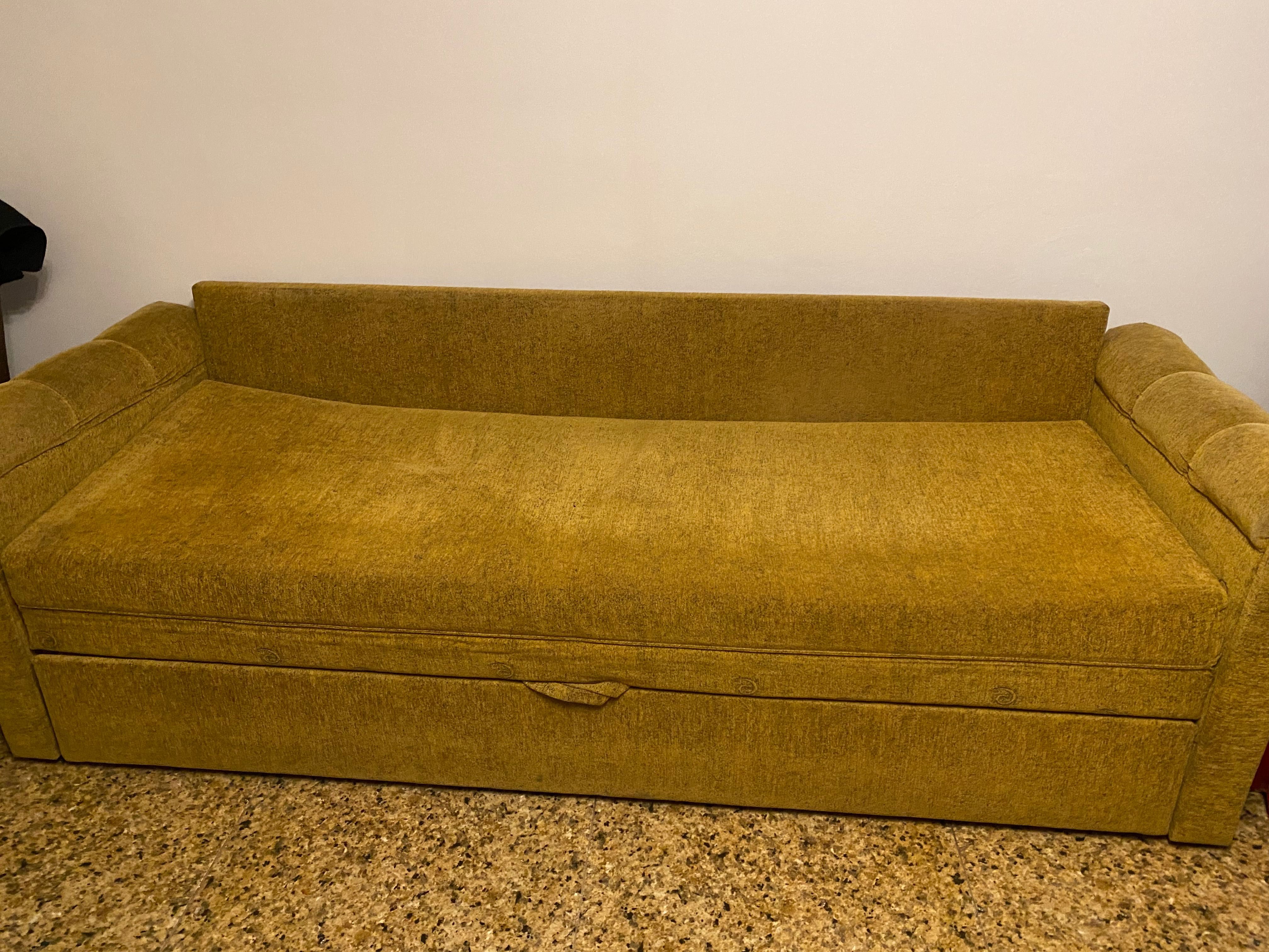 Canapea pentru sufragerie