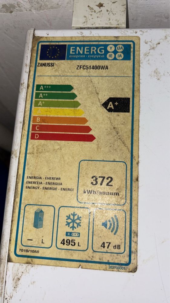 Lada frigorifica  Congelator  frigeta 495L iasi in stare foarte buna