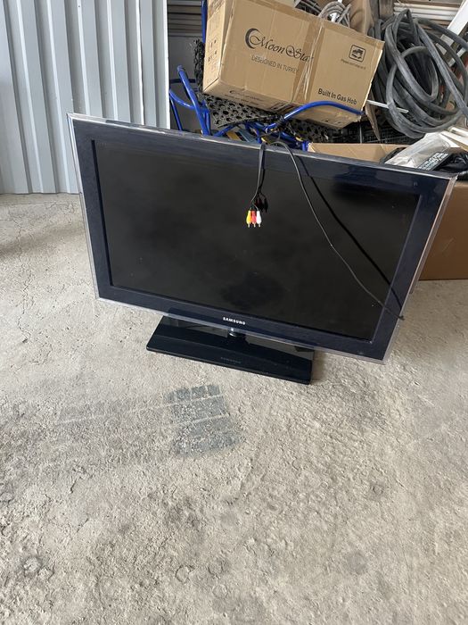 телевизор Samsung