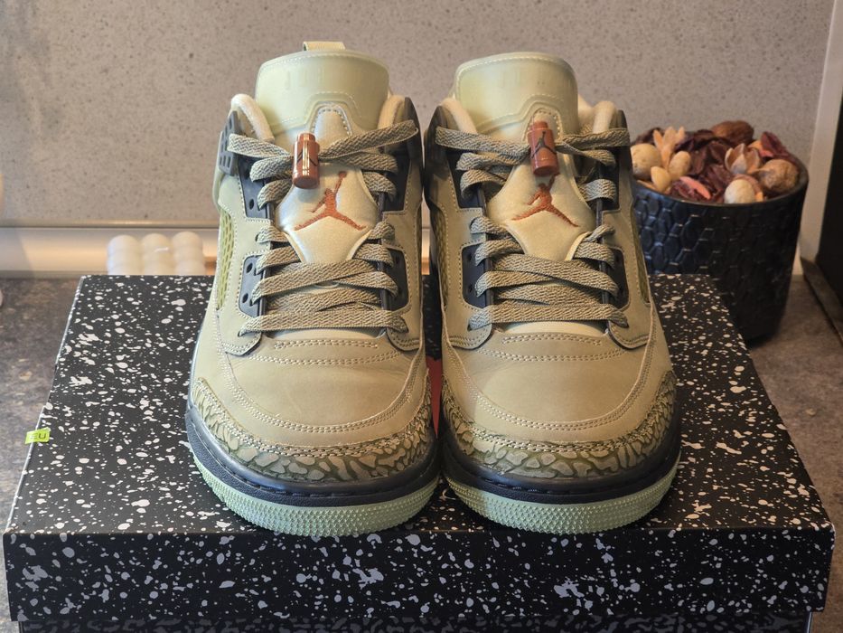 Jordan Spiziki Low Olive Green
