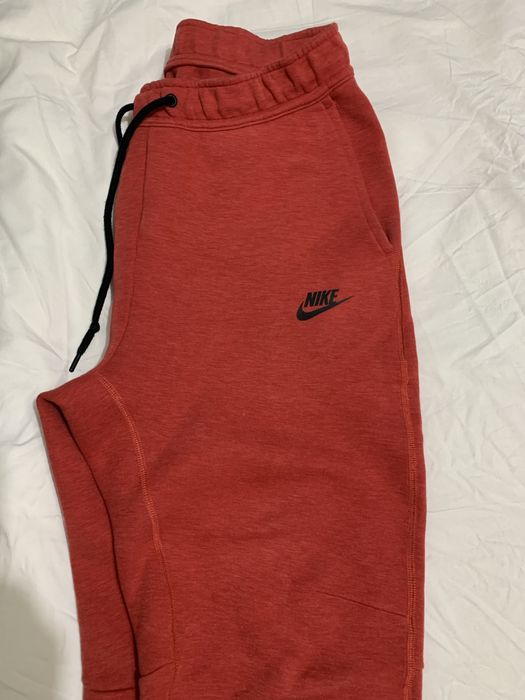 Vand Pantaloni NIKE