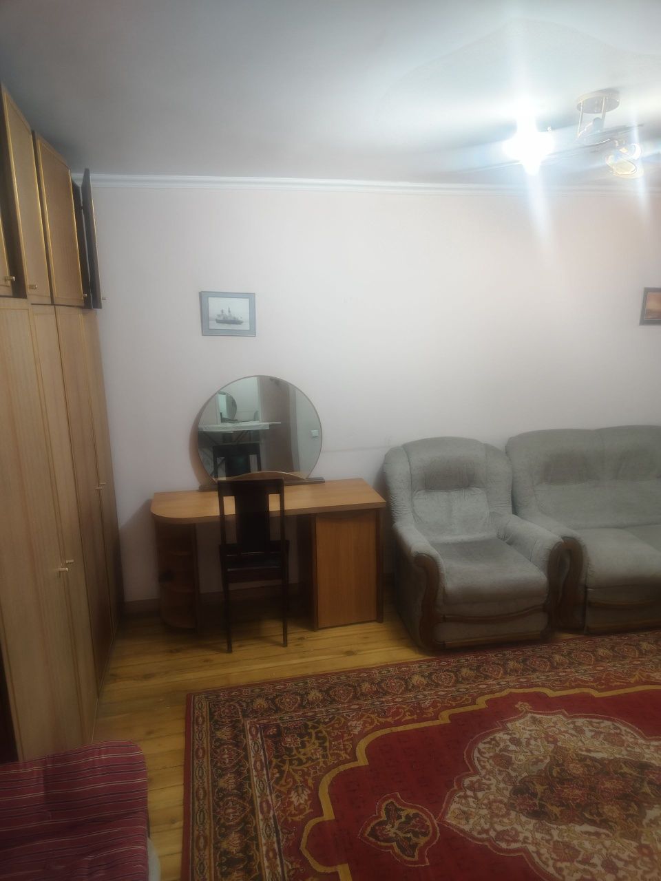 Зудлик билан Новомосковскийда 1 хонали уй ижарага берилади 350&
