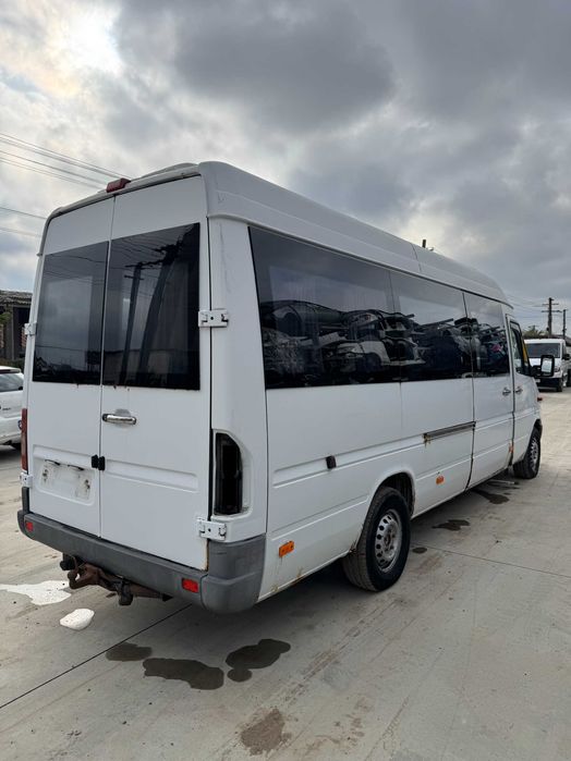 Dezmembrez Mercedes Sprinter 311, 313, W903 2.2 CDI OM611