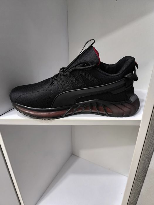 Кросовки новые размер 42