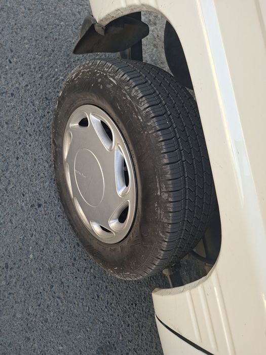 Damasga 13 razmer balon sotiladi xolati ideal 5000 km yurilgan