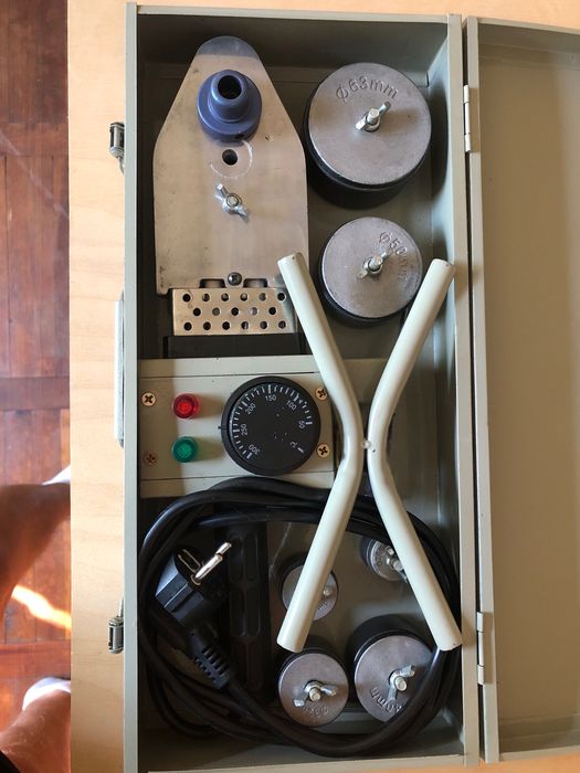 Паяльник доя пластиковых труб