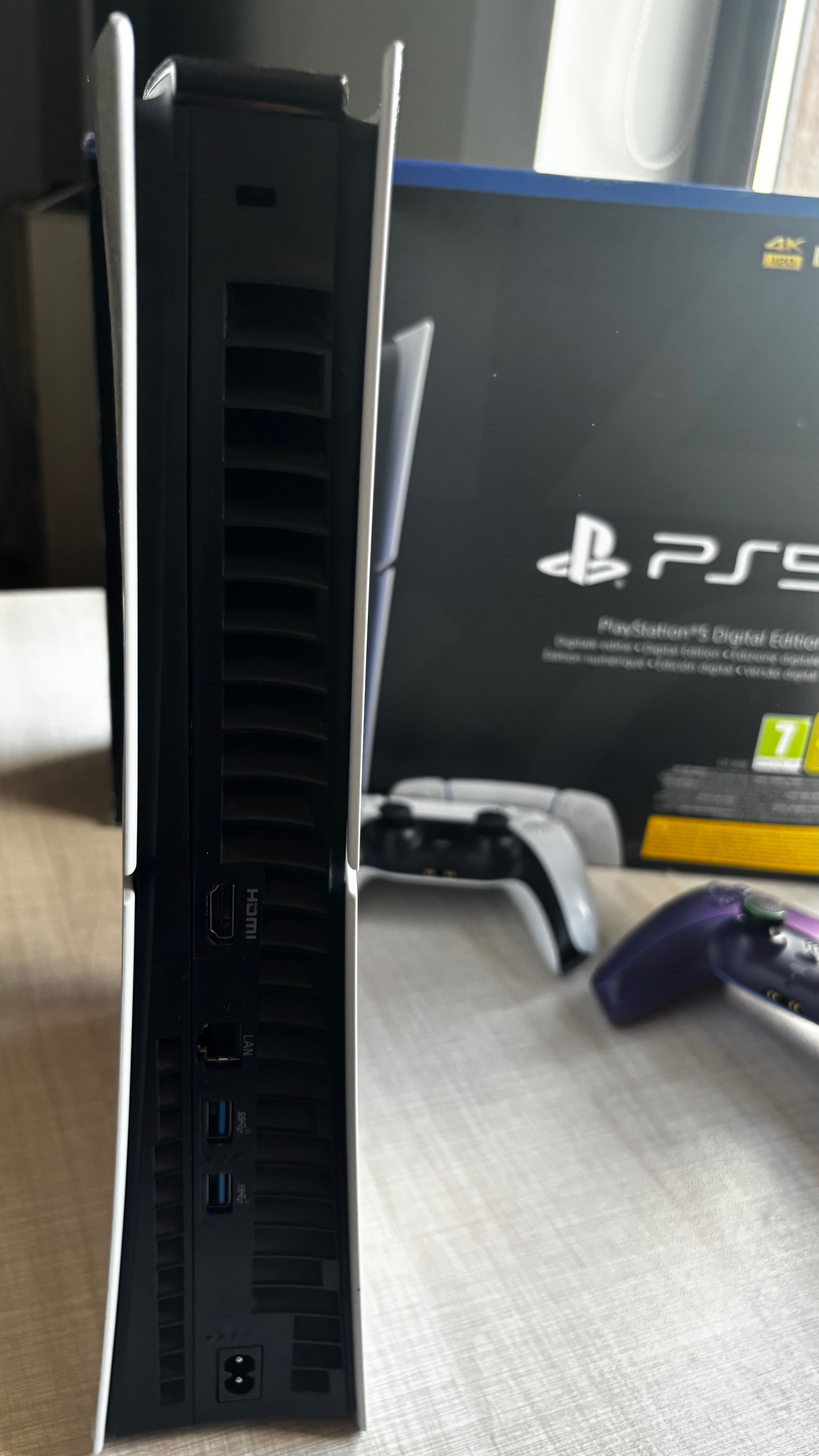 Play Station 5 + 2 джойстика