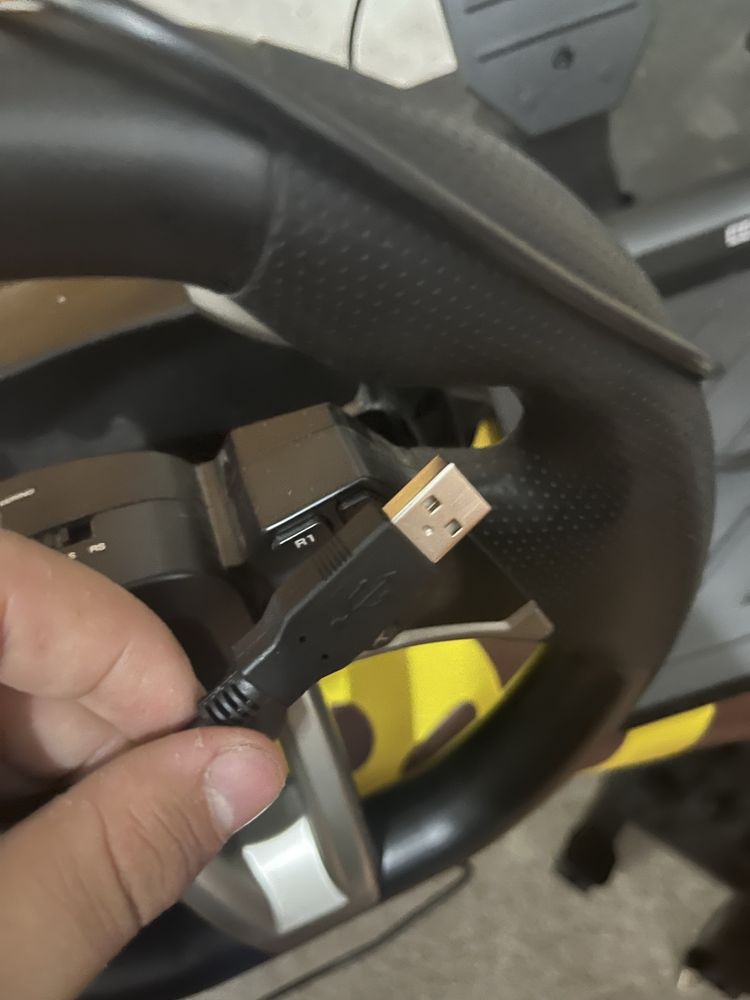 vand volan ps4/ps5 hori
