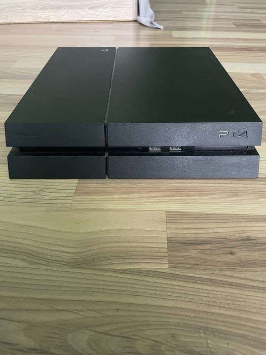 Продавам playstation 4