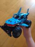 Masina lego tehnic megalodon cu pull back