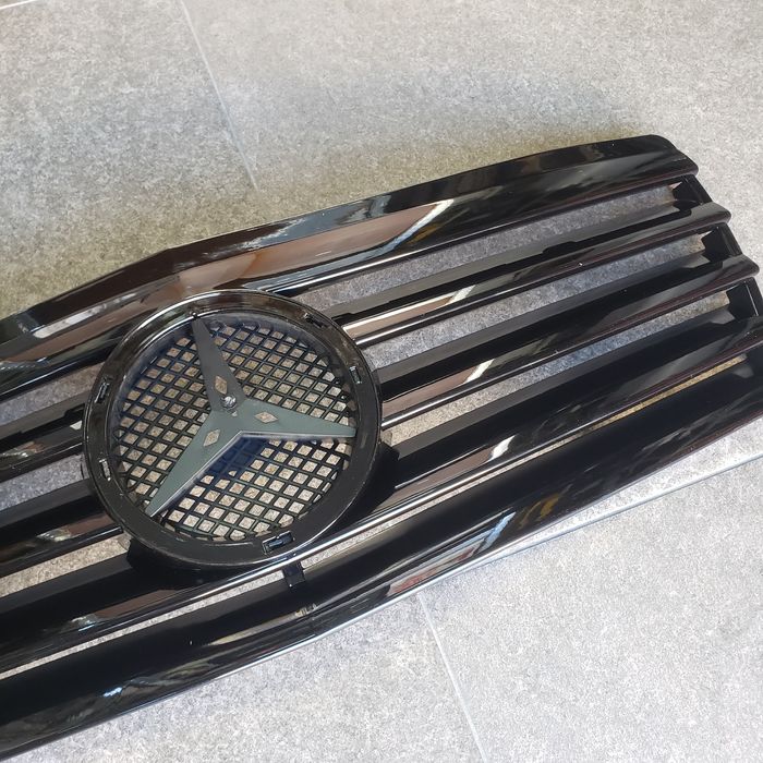 НОВА решетка за Mercedes W140