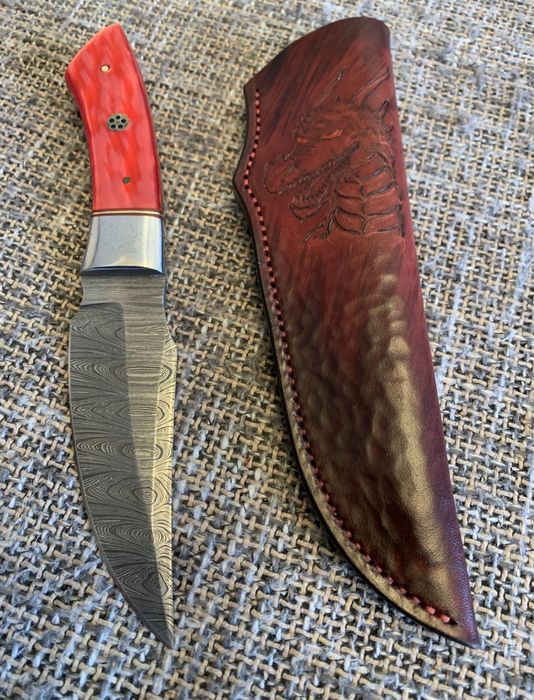 Ръчно кован ловен нож