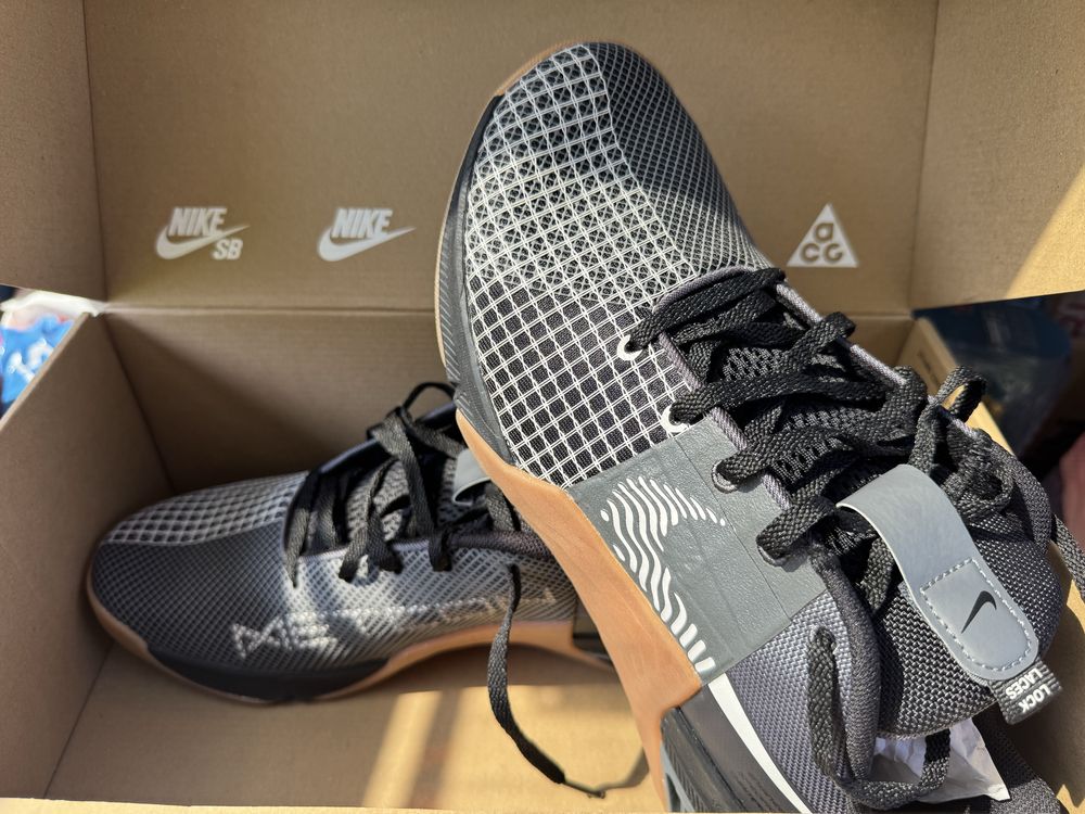 Продавам маратонки Nike Downshifter 12