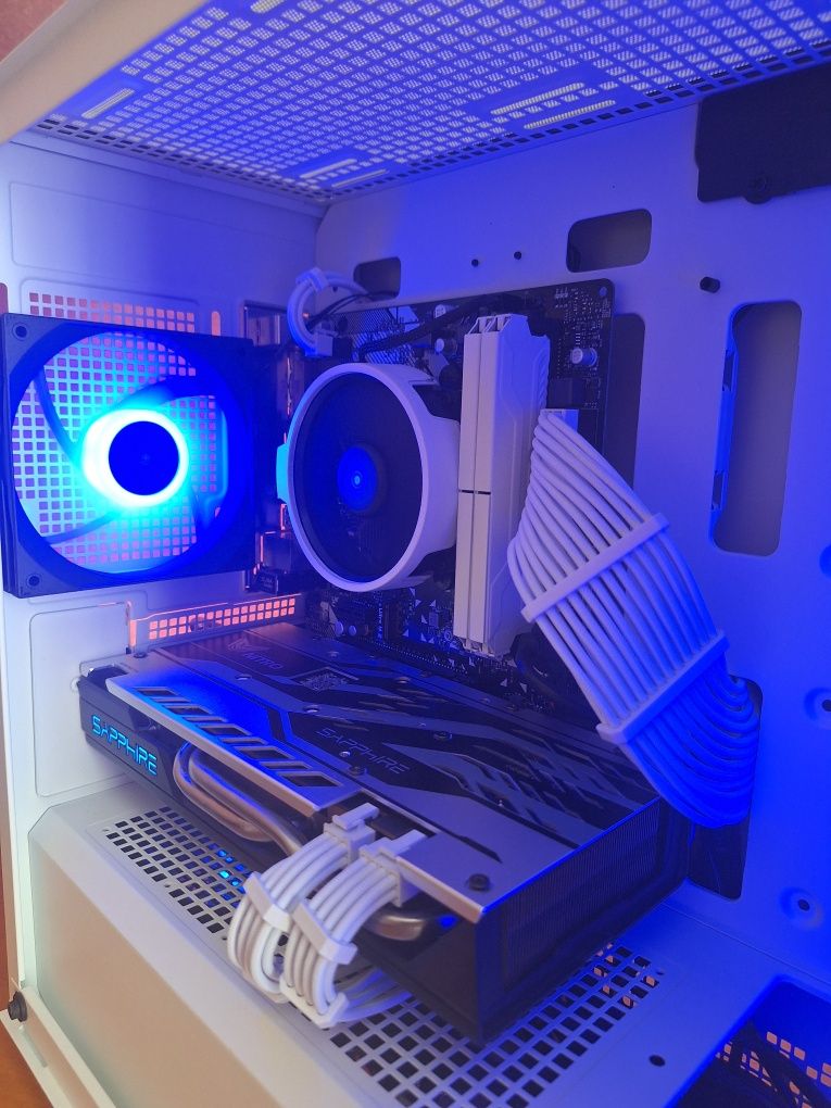 Намаление! Ryzen 5 3600, RX 580 8GB, 32GB RAM - Геймърски