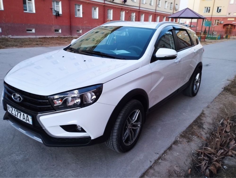 Lada Vesta SW Cross